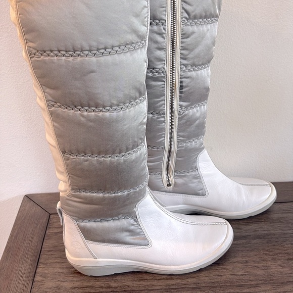 [Timberland] White Gray Leather Side Zip Knee High Winter Snow Boots Women’s 7.5 - Picture 2 of 14